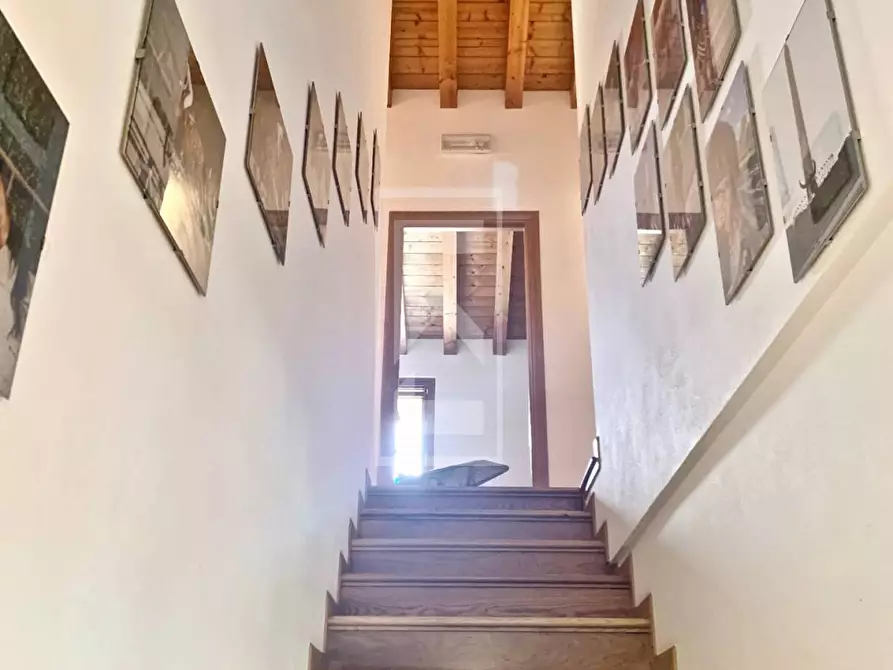 Immagine 19 di Appartamento in vendita  in Via San Rocco a Padenghe Sul Garda