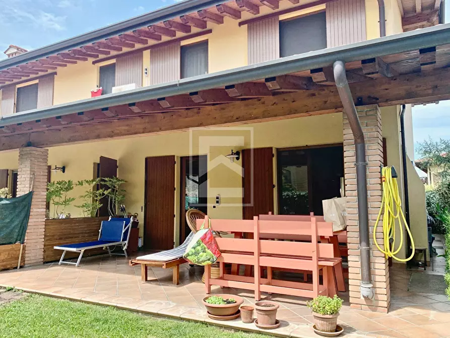 Immagine 7 di Appartamento in vendita  in Via San Rocco a Padenghe Sul Garda