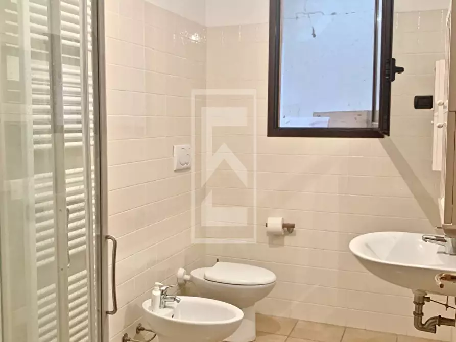 Immagine 30 di Appartamento in vendita  in Via San Rocco a Padenghe Sul Garda