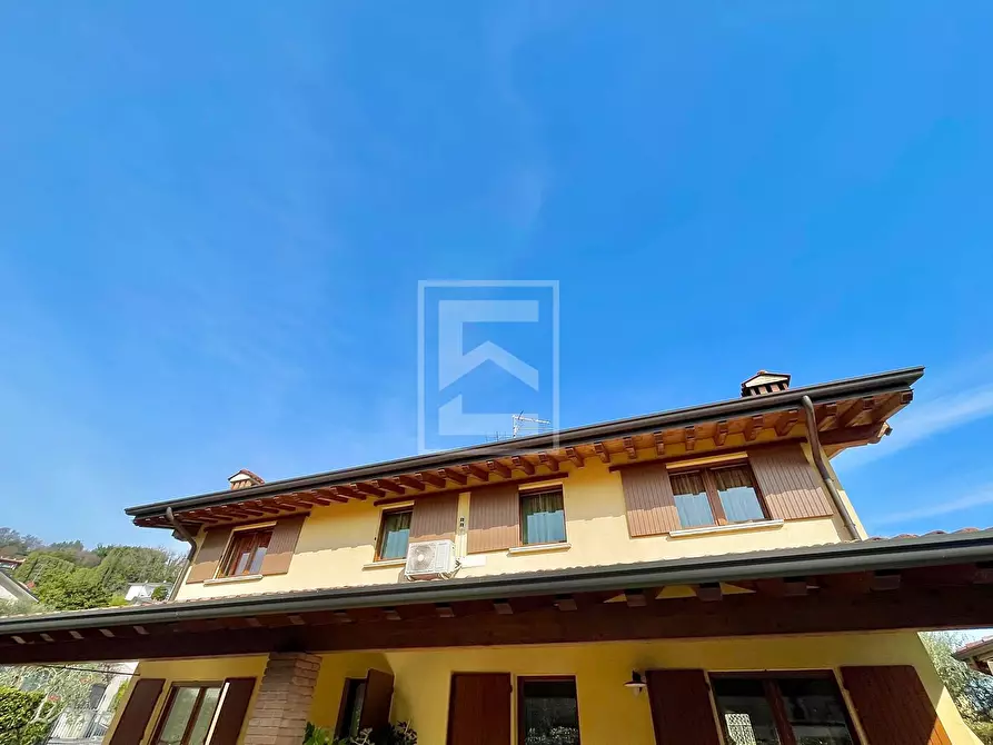 Immagine 4 di Appartamento in vendita  in Via San Rocco a Padenghe Sul Garda