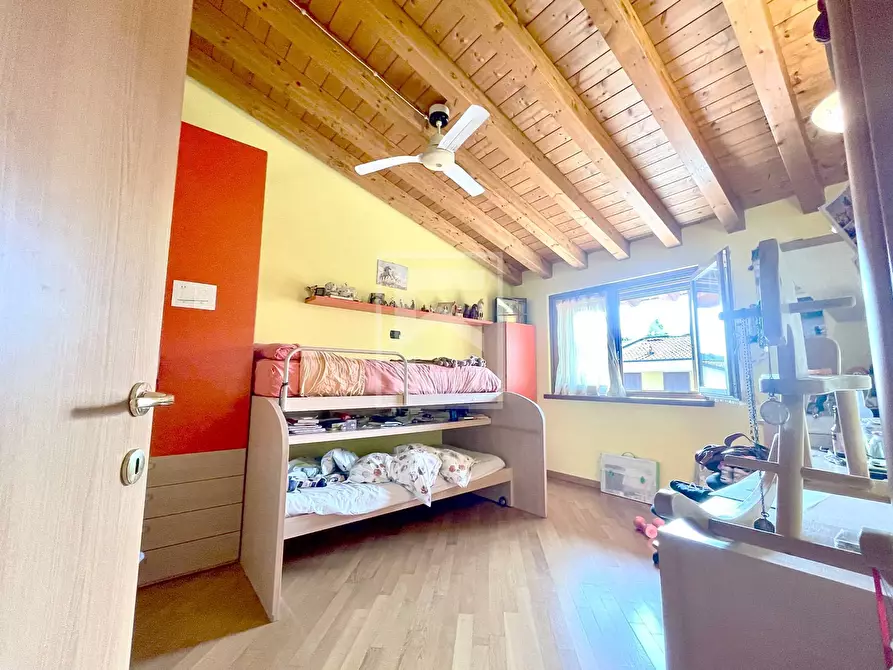 Immagine 26 di Appartamento in vendita  in Via San Rocco a Padenghe Sul Garda