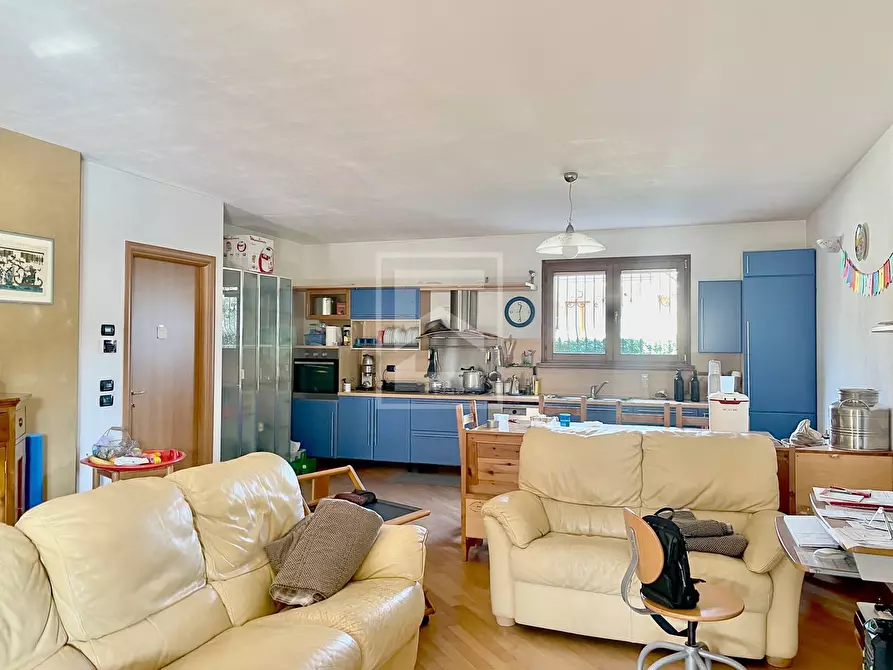 Immagine 14 di Appartamento in vendita  in Via San Rocco a Padenghe Sul Garda