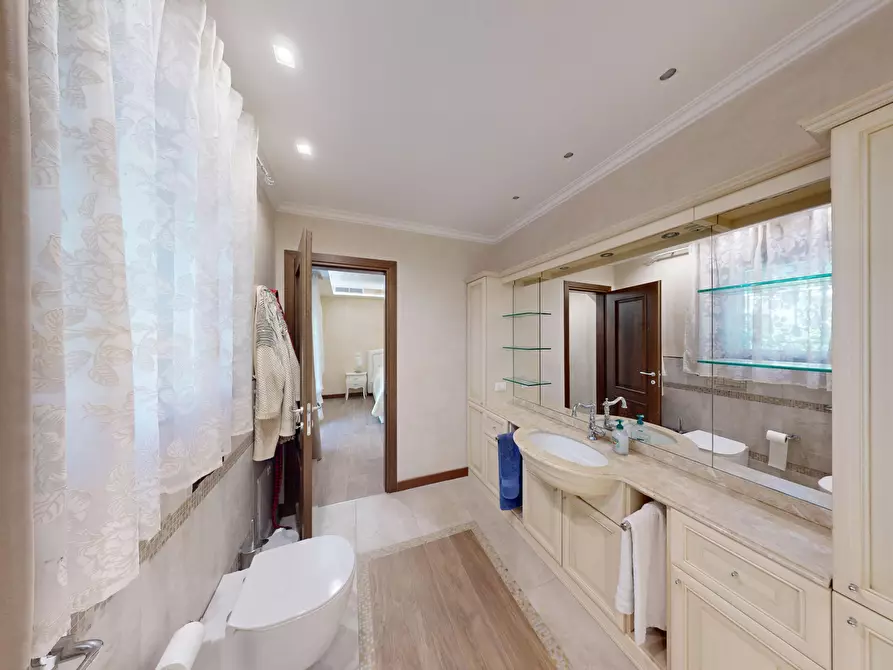 Immagine 15 di Villa in vendita  in Via Tommaso dal Molin a Desenzano Del Garda