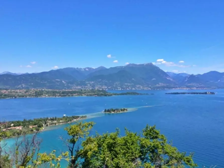 Immagine 1 di Residence in vendita  in via della selva a Manerba Del Garda