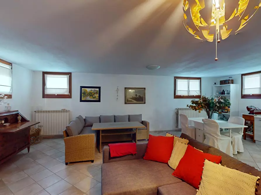 Immagine 22 di Villa in vendita  in Via Centenaro a Desenzano Del Garda