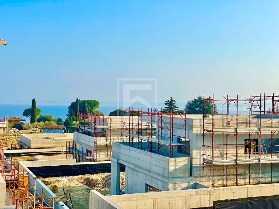 Immagine 9 di Villa in vendita  in Via San Sivino a Moniga Del Garda