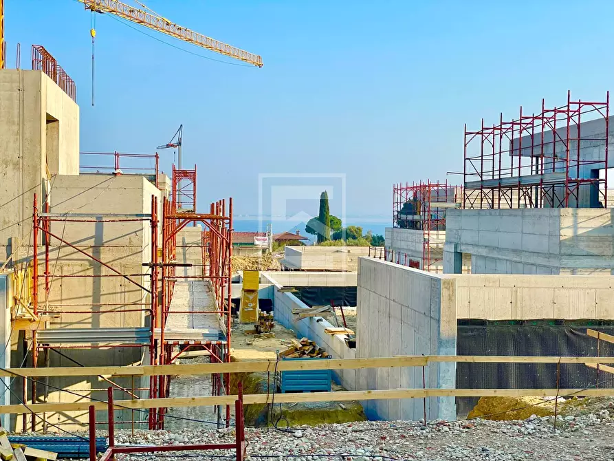 Immagine 12 di Villa in vendita  in Via San Sivino a Moniga Del Garda