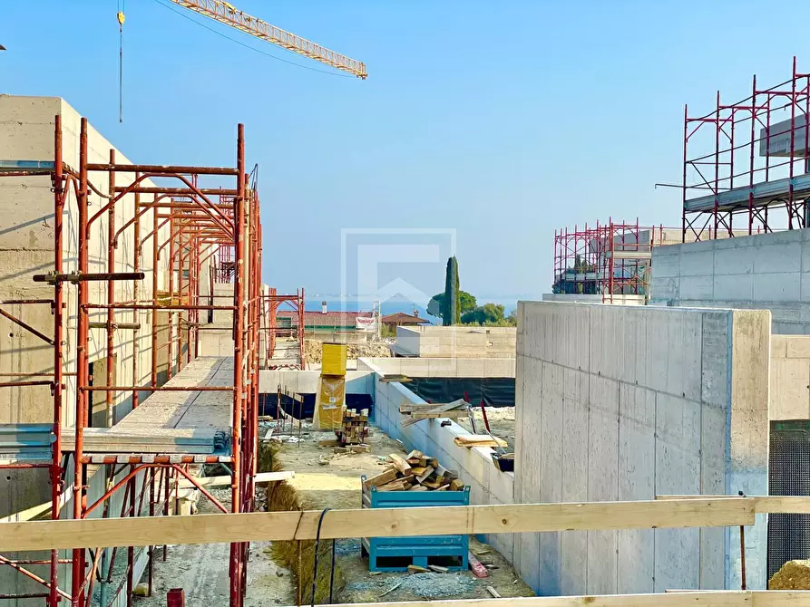 Immagine 13 di Villa in vendita  in Via San Sivino a Moniga Del Garda