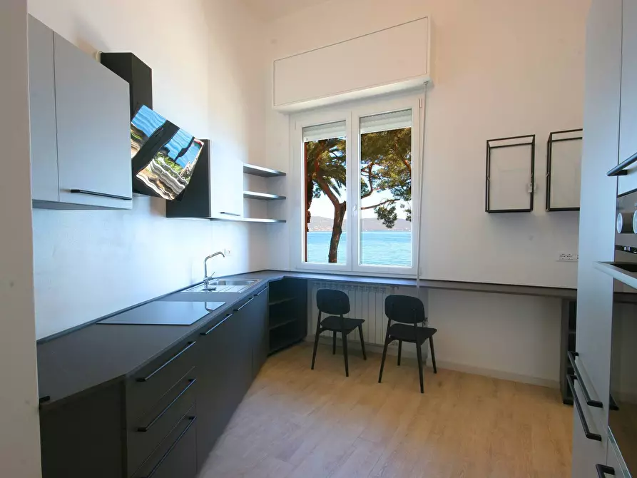 Immagine 1 di Appartamento in vendita  in VIA ROMA a Toscolano-Maderno