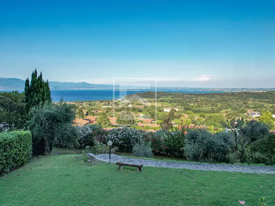 Immagine 23 di Villa in vendita  in via barcuzzi a Padenghe Sul Garda
