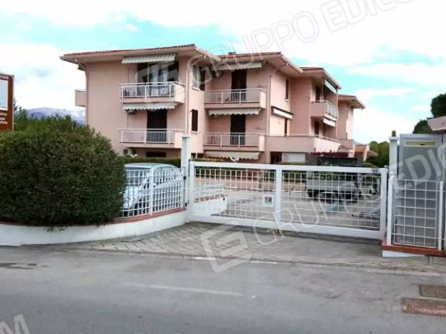 Immagine 1 di Appartamento in vendita  in Via degli Alpini a Manerba Del Garda