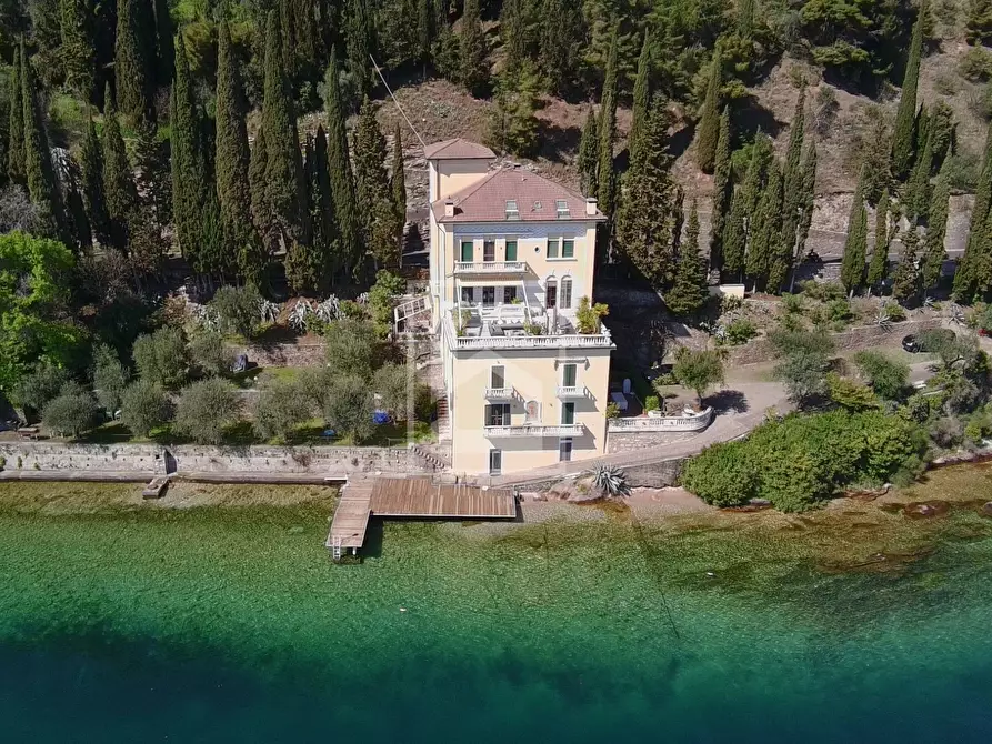 Immagine 26 di Appartamento in vendita  in VIA SATALE a Toscolano-Maderno