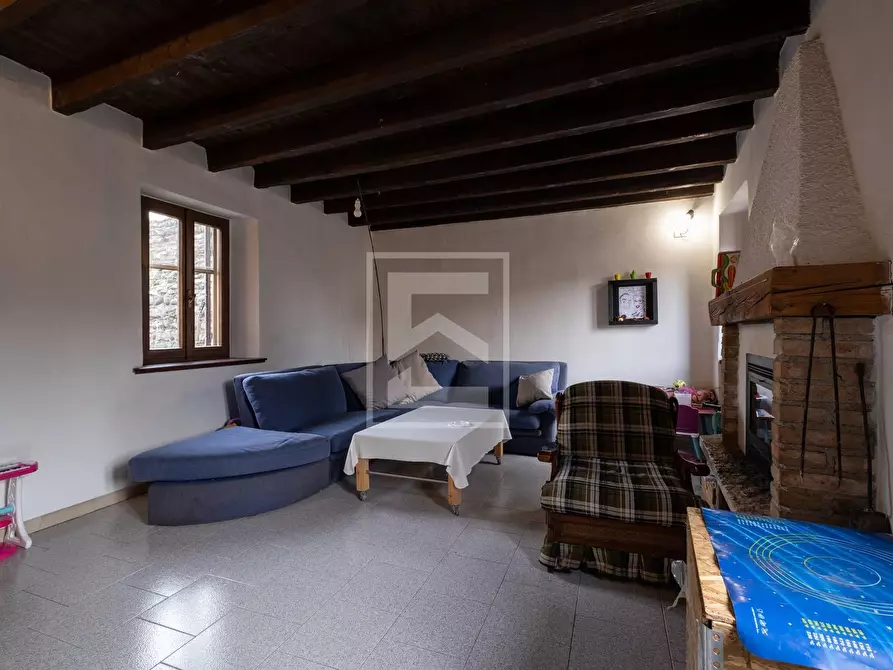 Immagine 23 di Rustico / casale in vendita  in via castello a Monzambano