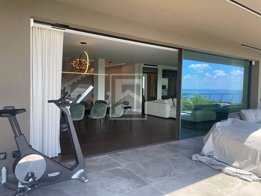 Immagine 21 di Appartamento in vendita  in Via San Rocco a Padenghe Sul Garda