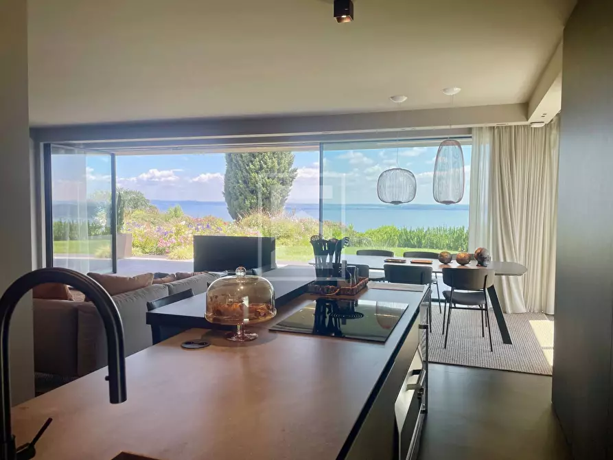 Immagine 6 di Appartamento in vendita  in Via San Rocco a Padenghe Sul Garda