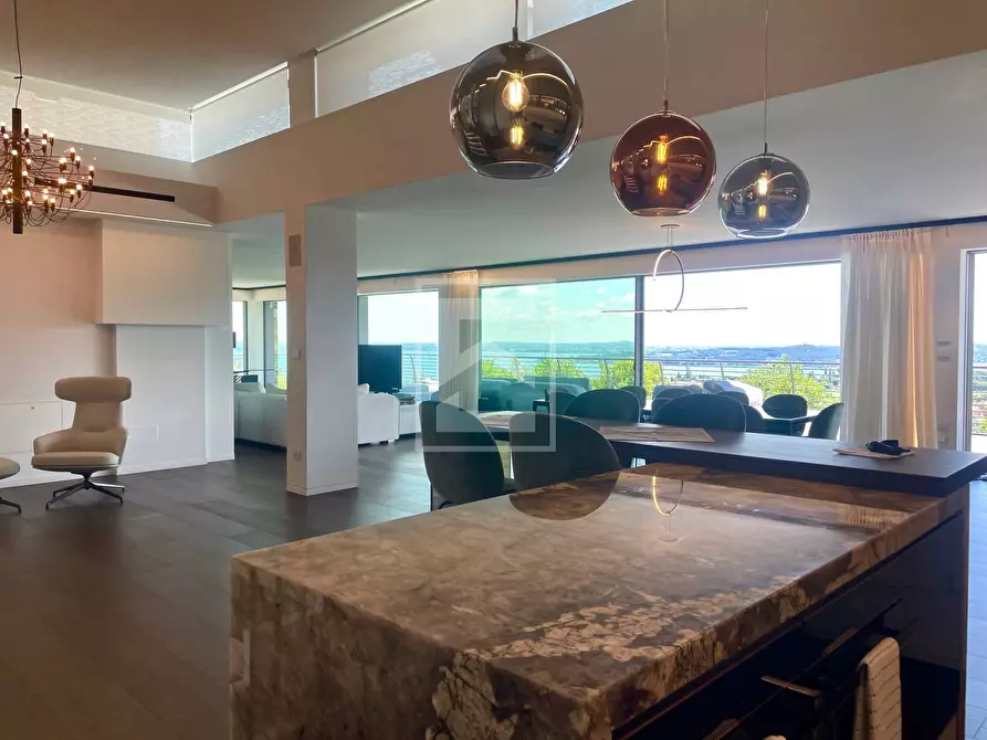 Immagine 14 di Appartamento in vendita  in Via San Rocco a Padenghe Sul Garda