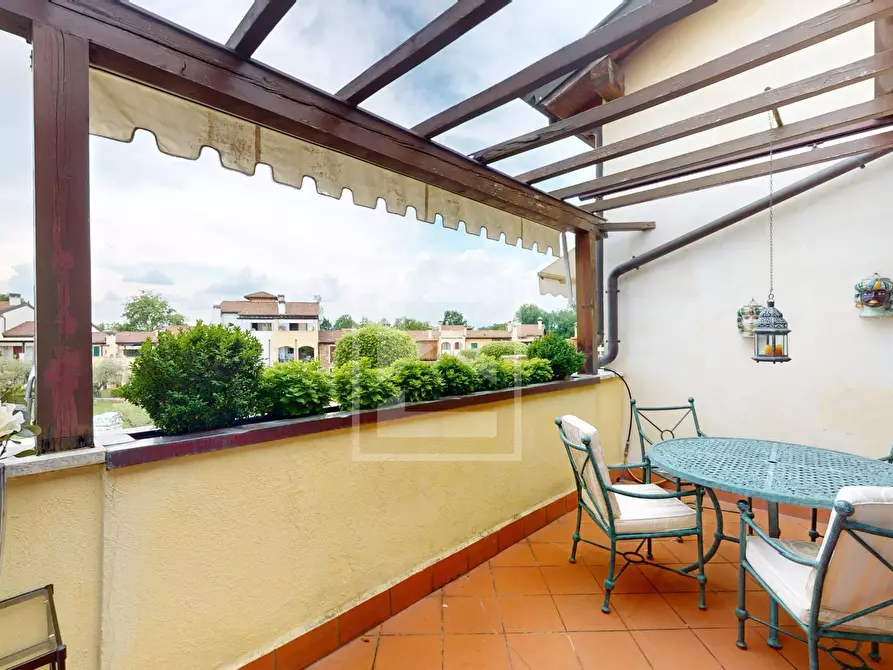 Immagine 2 di Appartamento in vendita  in Località Sermana a Peschiera Del Garda