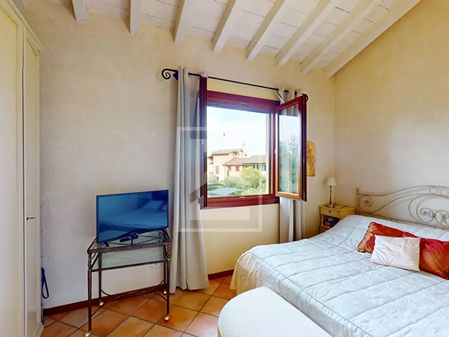 Immagine 15 di Appartamento in vendita  in Località Sermana a Peschiera Del Garda