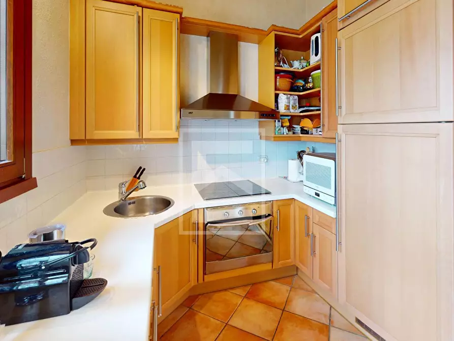 Immagine 7 di Appartamento in vendita  in Località Sermana a Peschiera Del Garda