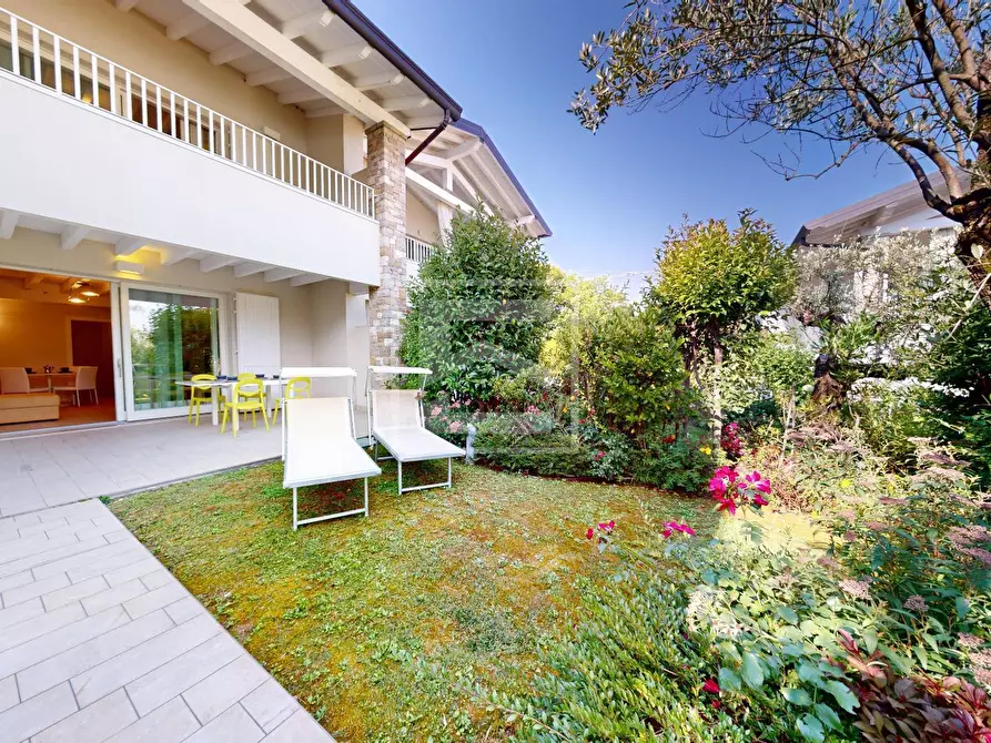 Immagine 4 di Villetta a schiera in vendita  in Via Belvedere a Padenghe Sul Garda