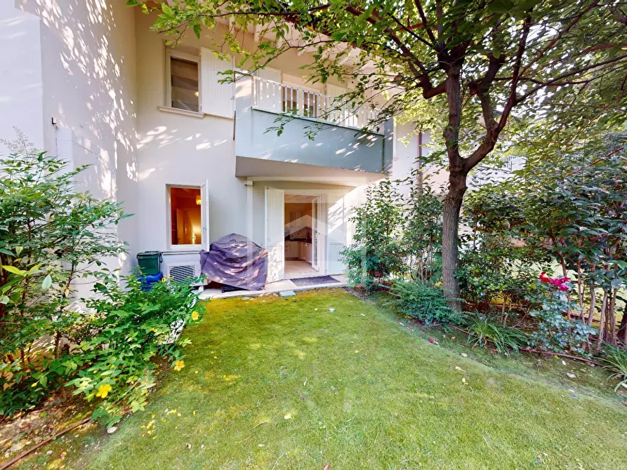 Immagine 10 di Villetta a schiera in vendita  in Via Belvedere a Padenghe Sul Garda