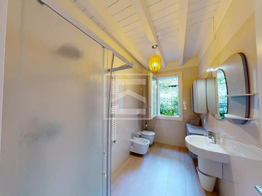 Immagine 25 di Villetta a schiera in vendita  in Via Belvedere a Padenghe Sul Garda