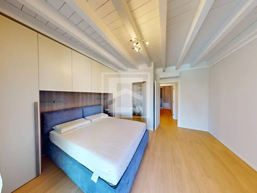 Immagine 18 di Villetta a schiera in vendita  in Via Belvedere a Padenghe Sul Garda