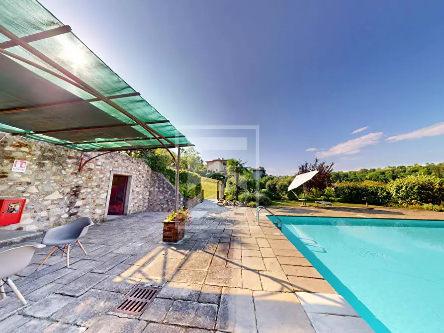 Immagine 15 di Villa in vendita  in via Andreis a Desenzano Del Garda