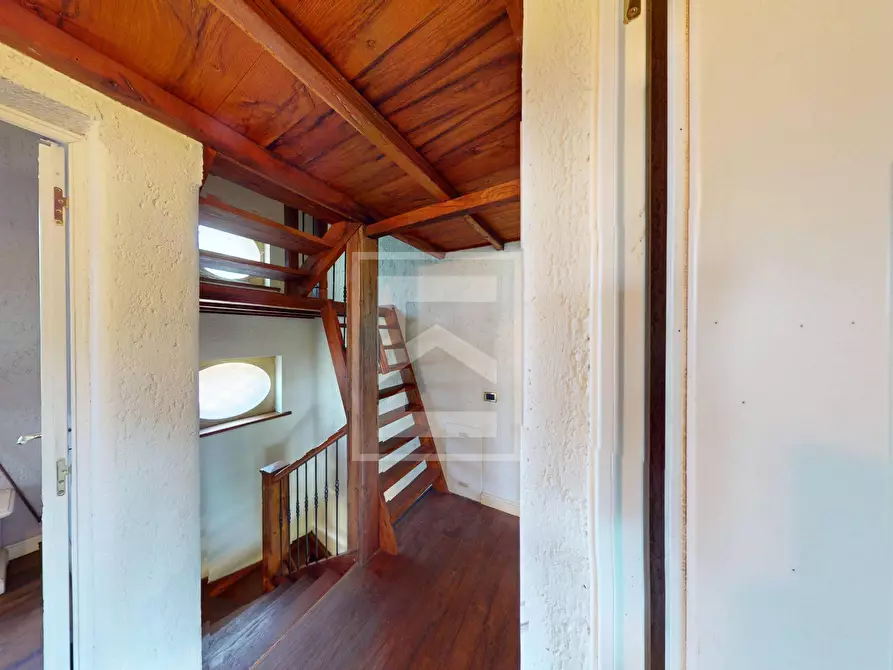 Immagine 27 di Villa in vendita  in via Andreis a Desenzano Del Garda