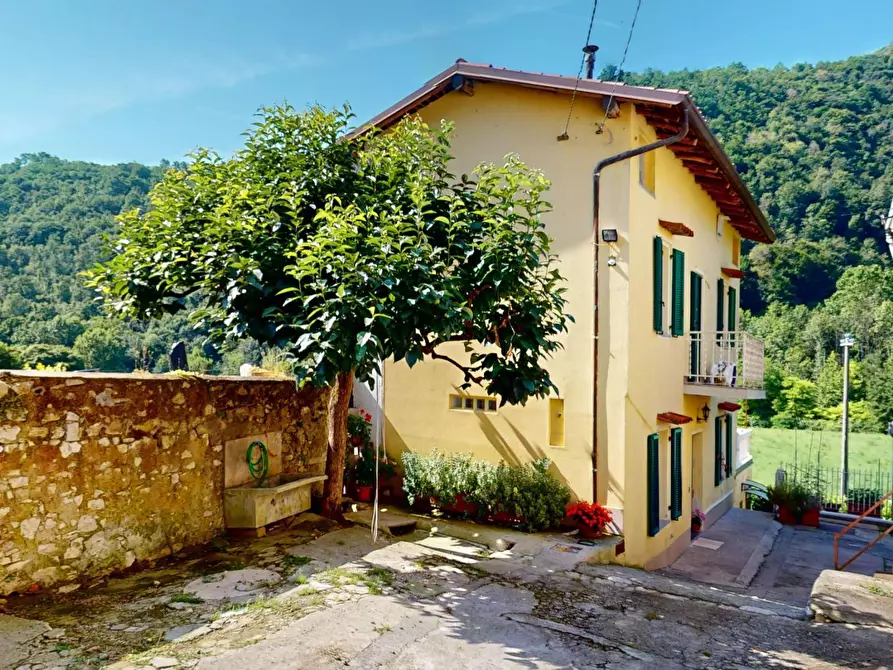 Immagine 1 di Casa indipendente in vendita  in VIA FOSTAGA a Gavardo