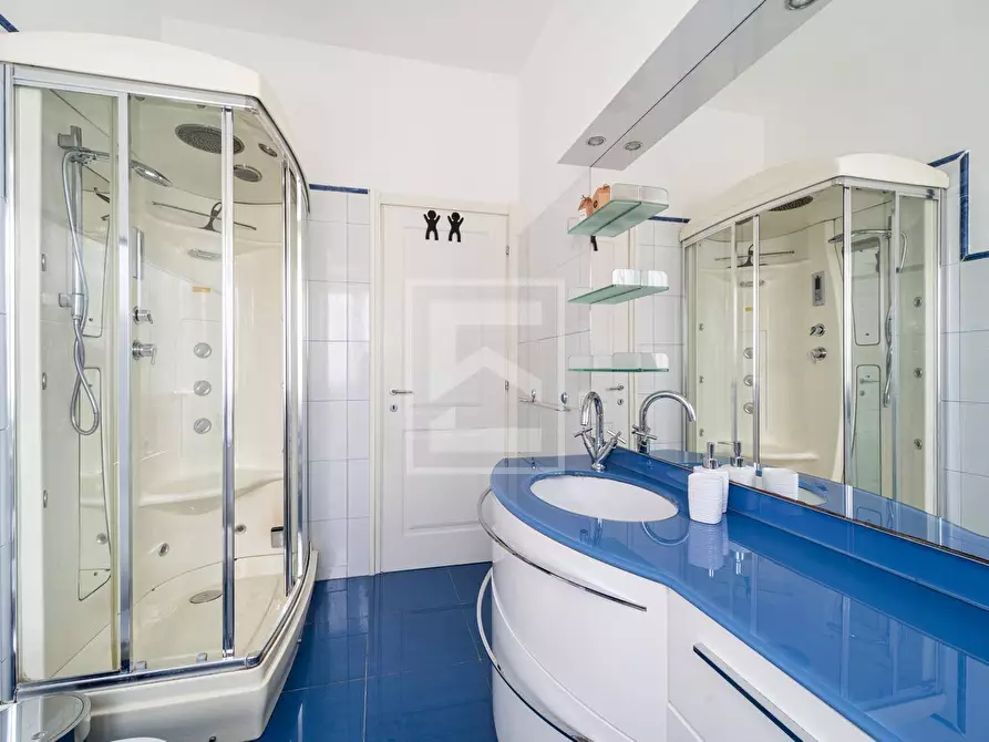 Immagine 23 di Appartamento in vendita  in Via Sorelle Agazzi a Salò