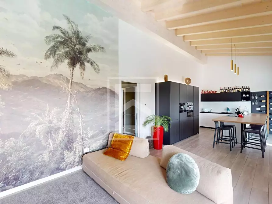 Immagine 8 di Villa in vendita  in s. Pietro a Desenzano Del Garda