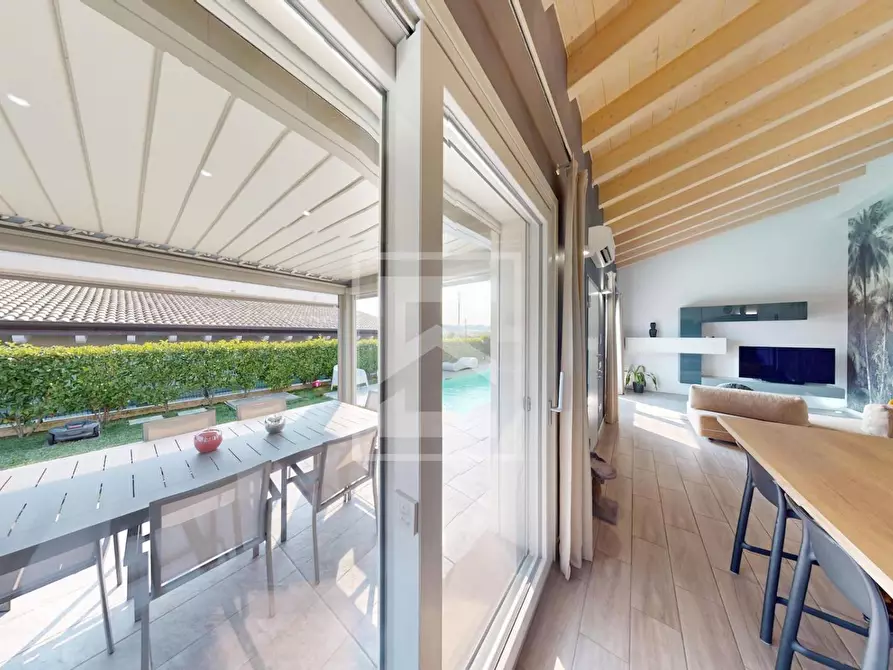 Immagine 7 di Villa in vendita  in s. Pietro a Desenzano Del Garda