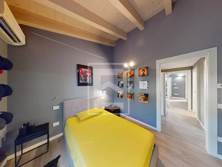 Immagine 29 di Villa in vendita  in s. Pietro a Desenzano Del Garda