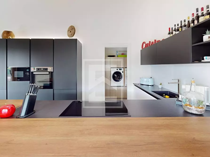 Immagine 19 di Villa in vendita  in s. Pietro a Desenzano Del Garda