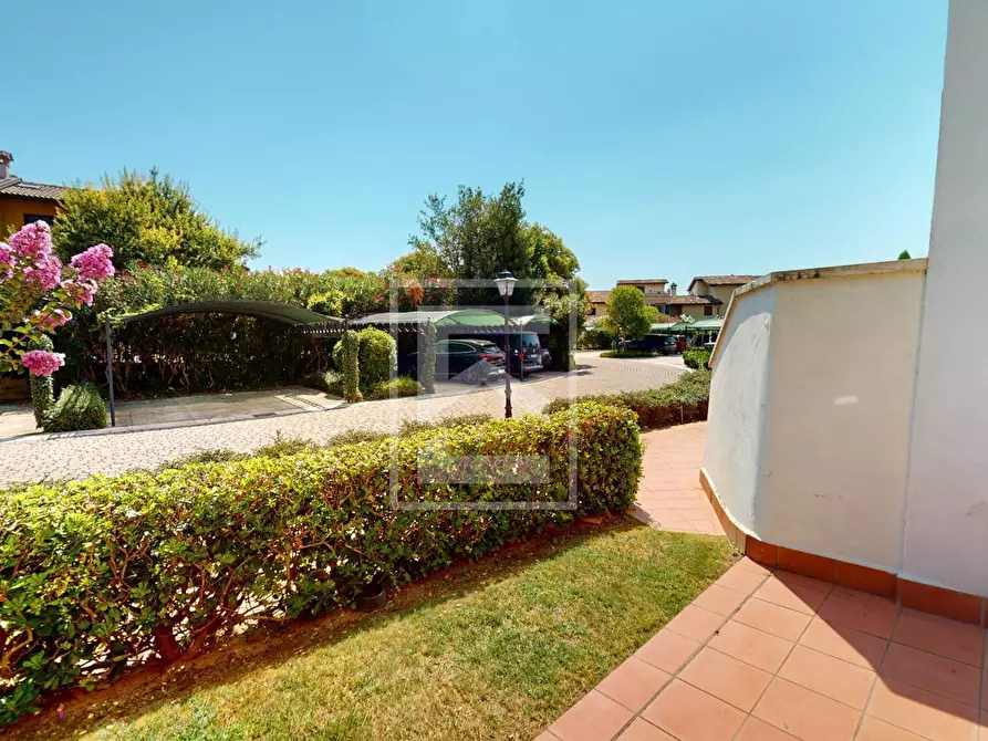 Immagine 22 di Appartamento in vendita  in Località Sermana a Peschiera Del Garda