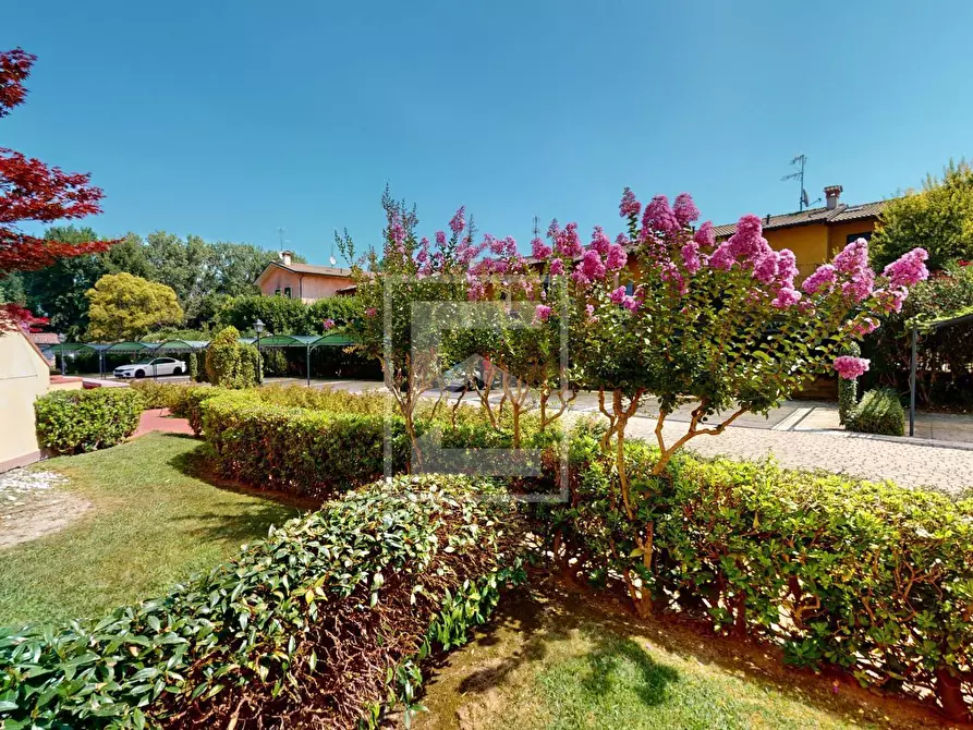 Immagine 21 di Appartamento in vendita  in Località Sermana a Peschiera Del Garda