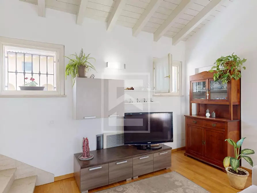 Immagine 5 di Appartamento in vendita  in Via Valtenesi a Polpenazze Del Garda