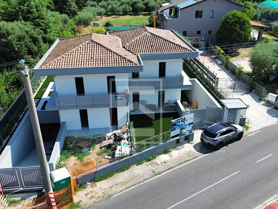 Immagine 23 di Casa bifamiliare in vendita  in Via Serraglie, 40 a Manerba Del Garda