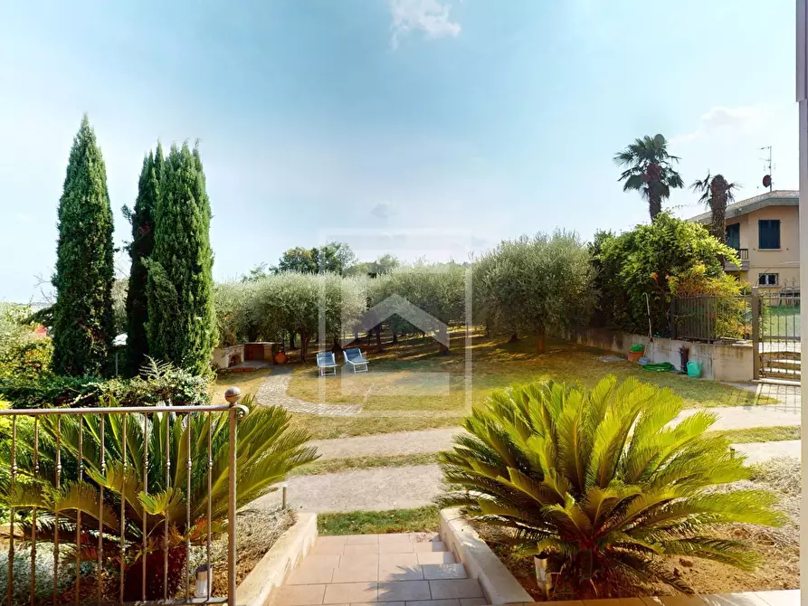 Immagine 29 di Villa in vendita  in VIA MANTOVA a Desenzano Del Garda