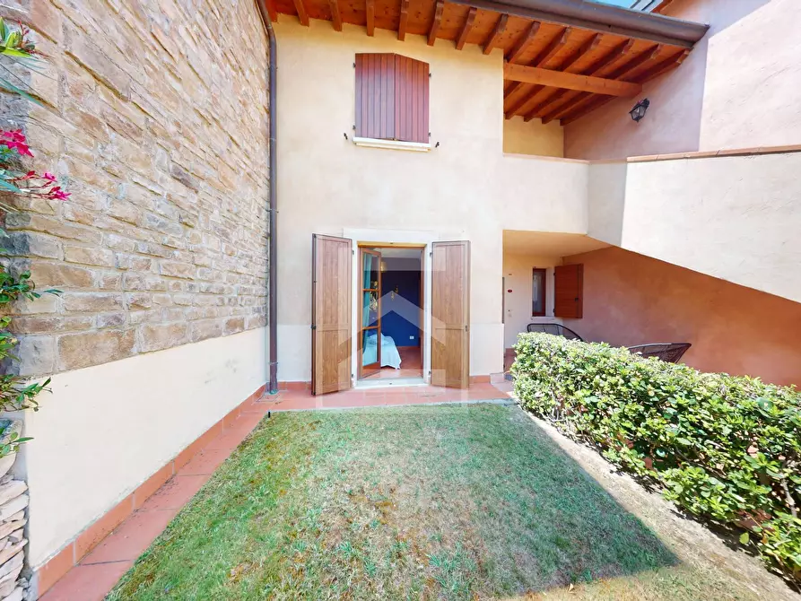 Immagine 29 di Appartamento in vendita  in Località Sermana a Peschiera Del Garda