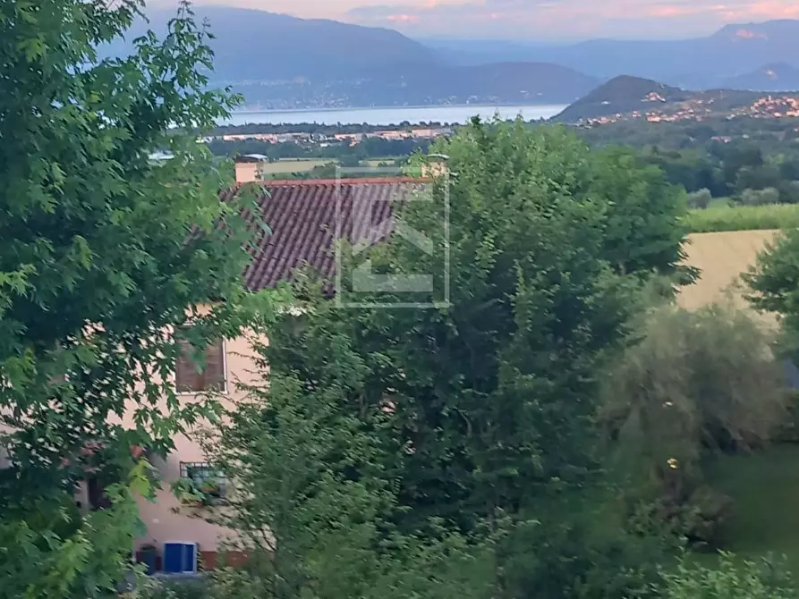 Immagine 1 di Villetta a schiera in vendita  in Via della valle a Polpenazze Del Garda