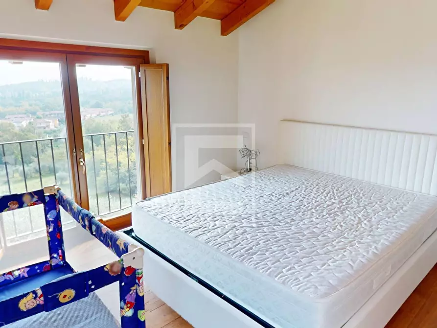 Immagine 23 di Villa in vendita  in via sotto raso a Polpenazze Del Garda