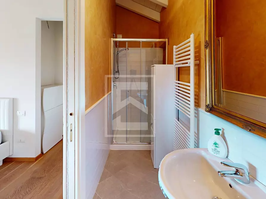 Immagine 30 di Villa in vendita  in via sotto raso a Polpenazze Del Garda