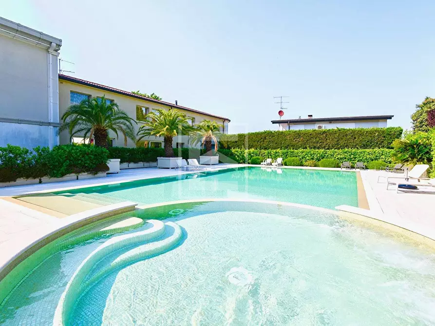 Immagine 30 di Appartamento in vendita  in via Tommaso dal Molin a Desenzano Del Garda