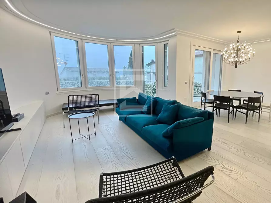 Immagine 6 di Appartamento in vendita  in via Tommaso dal Molin a Desenzano Del Garda