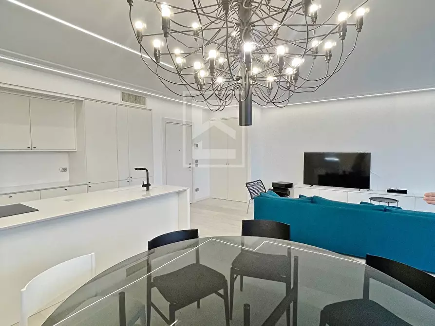 Immagine 15 di Appartamento in vendita  in via Tommaso dal Molin a Desenzano Del Garda