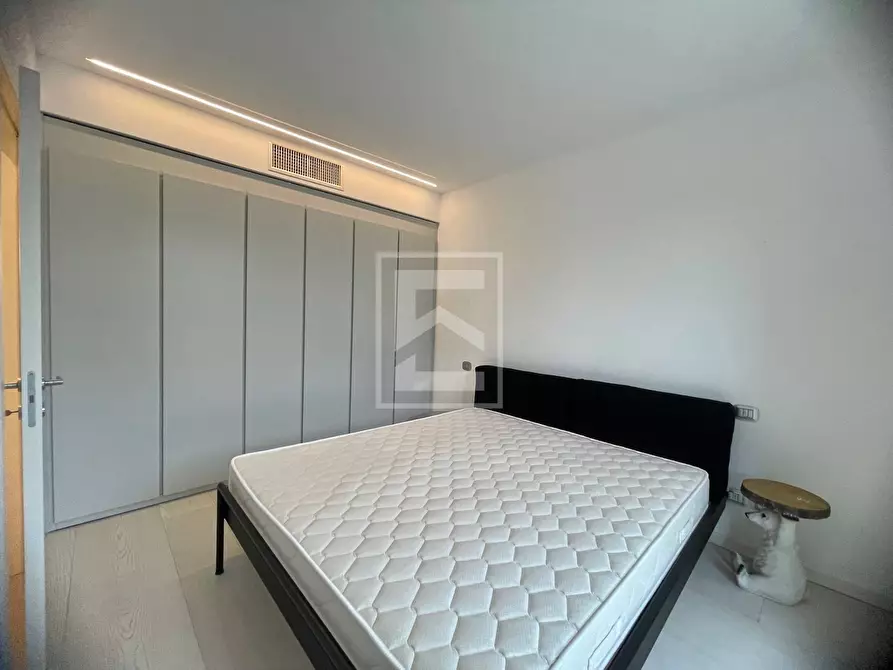Immagine 18 di Appartamento in vendita  in via Tommaso dal Molin a Desenzano Del Garda