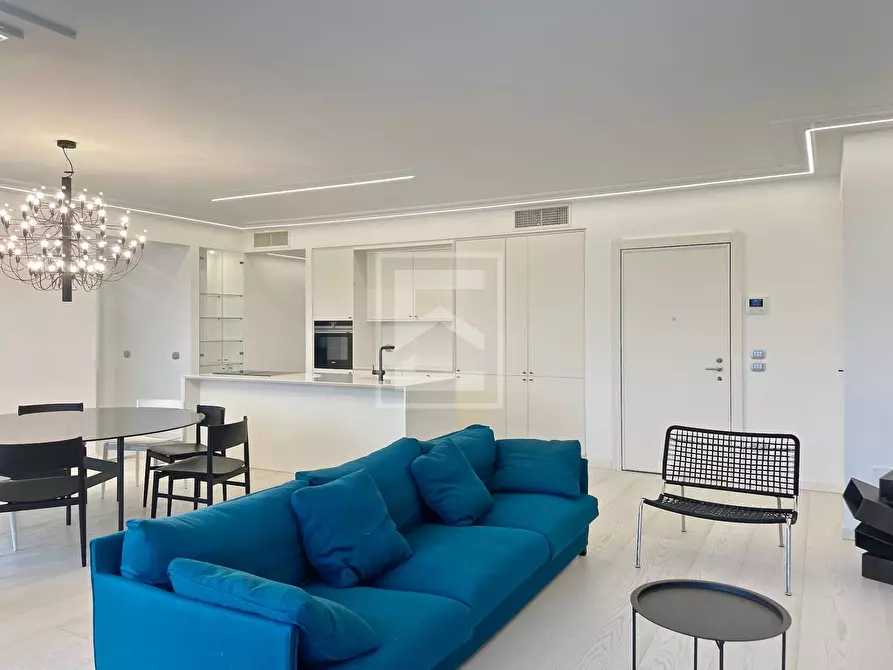 Immagine 10 di Appartamento in vendita  in via Tommaso dal Molin a Desenzano Del Garda