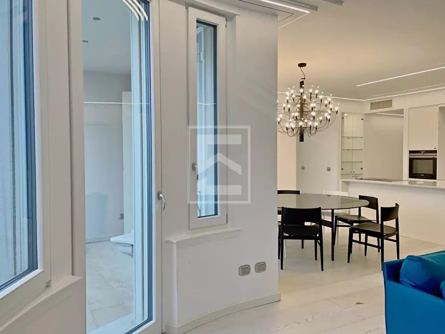 Immagine 24 di Appartamento in vendita  in via Tommaso dal Molin a Desenzano Del Garda